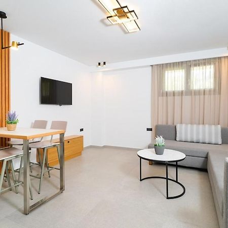 Olia Thassos - Luxury Apartments מראה חיצוני תמונה