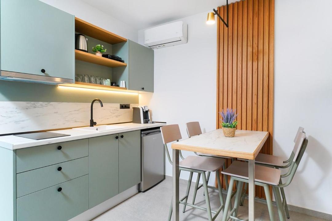 Olia Thassos - Luxury Apartments מראה חיצוני תמונה